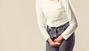 woman experiencing pelvic pain